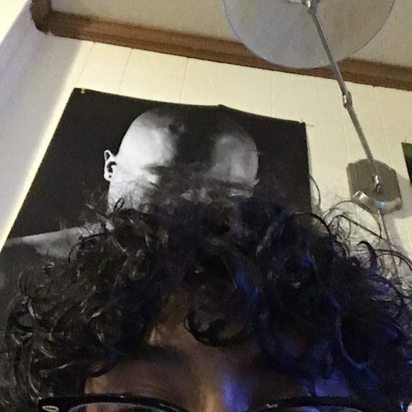 Meet your Posher, Joshua - Picture 1 of 1